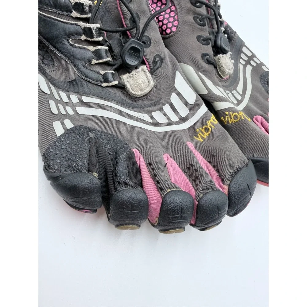 Vibram FiveFingers KomodoSport Womens 37 Gray Pink Minimalist Barefoot Shoes